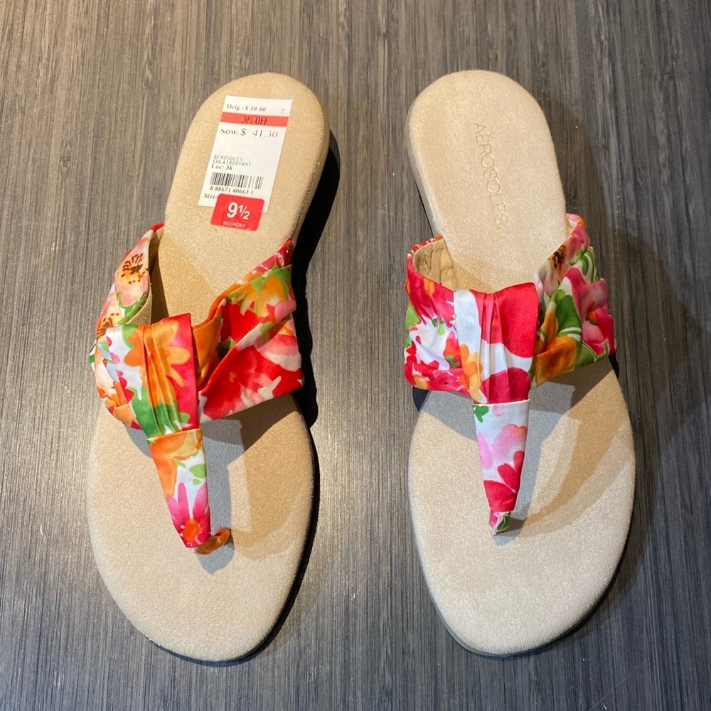 ESTATE SALE AEROSOLES MULTI COLOURED FLORAL SLIP ON SANDALS